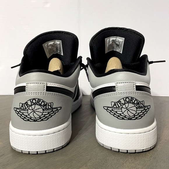 Jordan 1 Low Shadow Toe - Picture 6 of 11